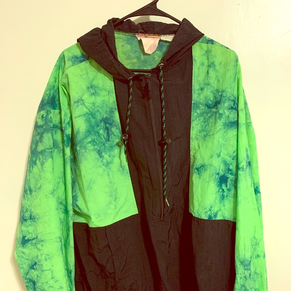 Vintage green and black draw strong windbreaker - Picture 1 of 3